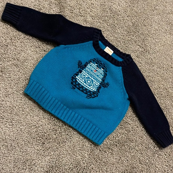 Boys penguin sweater~ size 6-12 months~ like brand new~absolutely too cute:) - Picture 1 of 3